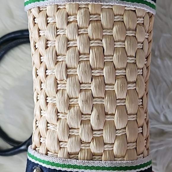 Chaps Tan Woven Purse with Navy Blue and Green Trim and Silver Tone Hardware - Picture 5 of 14